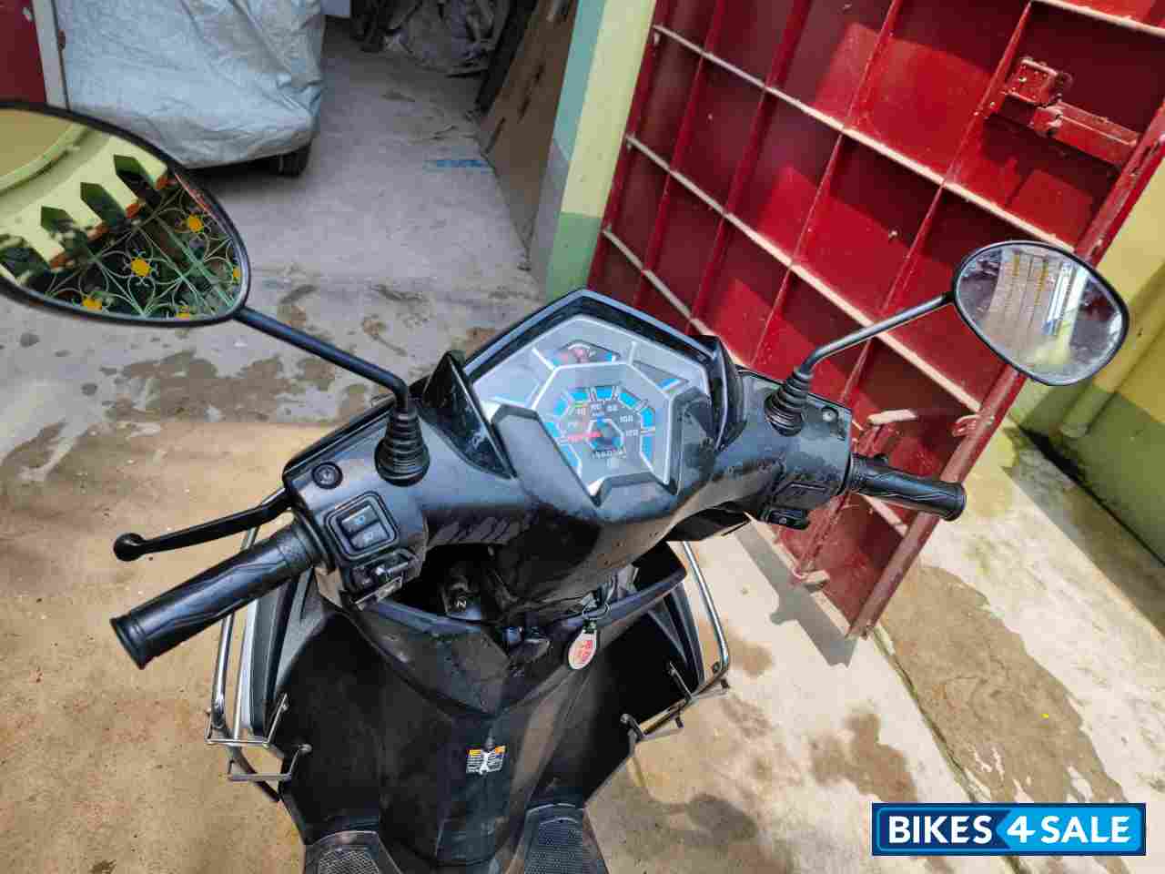 Yamaha Cygnus Ray ZR Yamaha Cygnus Ray ZR