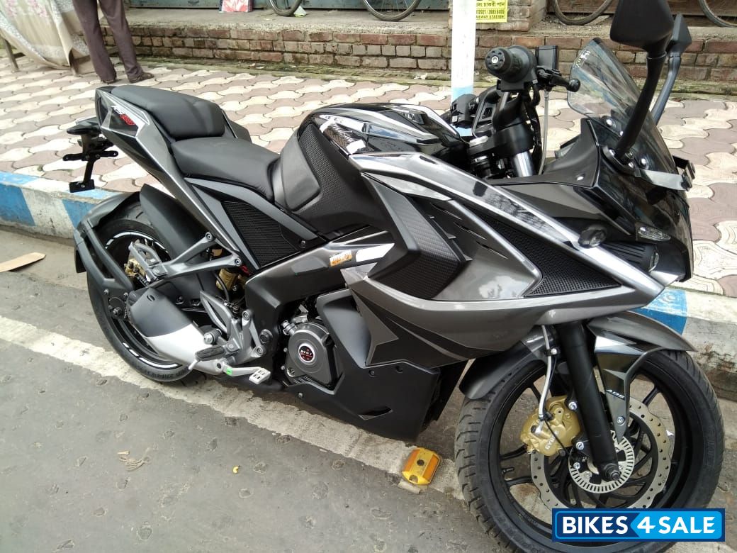 Multi Colour Bajaj Pulsar RS 200 ABS Multi Colour Bajaj Pulsar RS 200 ABS
