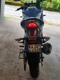 Blue Suzuki Gixxer SF
