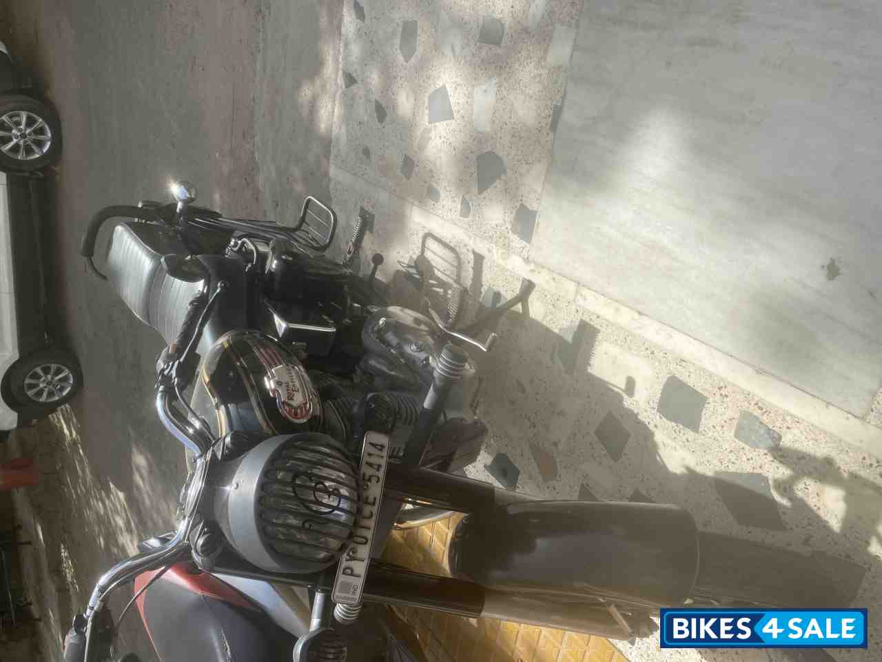 Black Royal Enfield Bullet Standard 350 Black Royal Enfield Bullet Standard 350