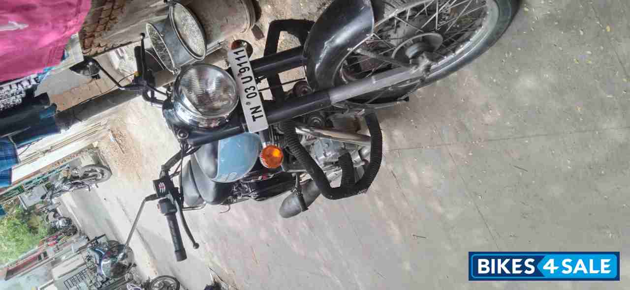 Blue Royal Enfield Classic 350 Redditch Blue Blue Royal Enfield Classic 350 Redditch Blue
