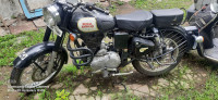 Black Royal Enfield Classic 350