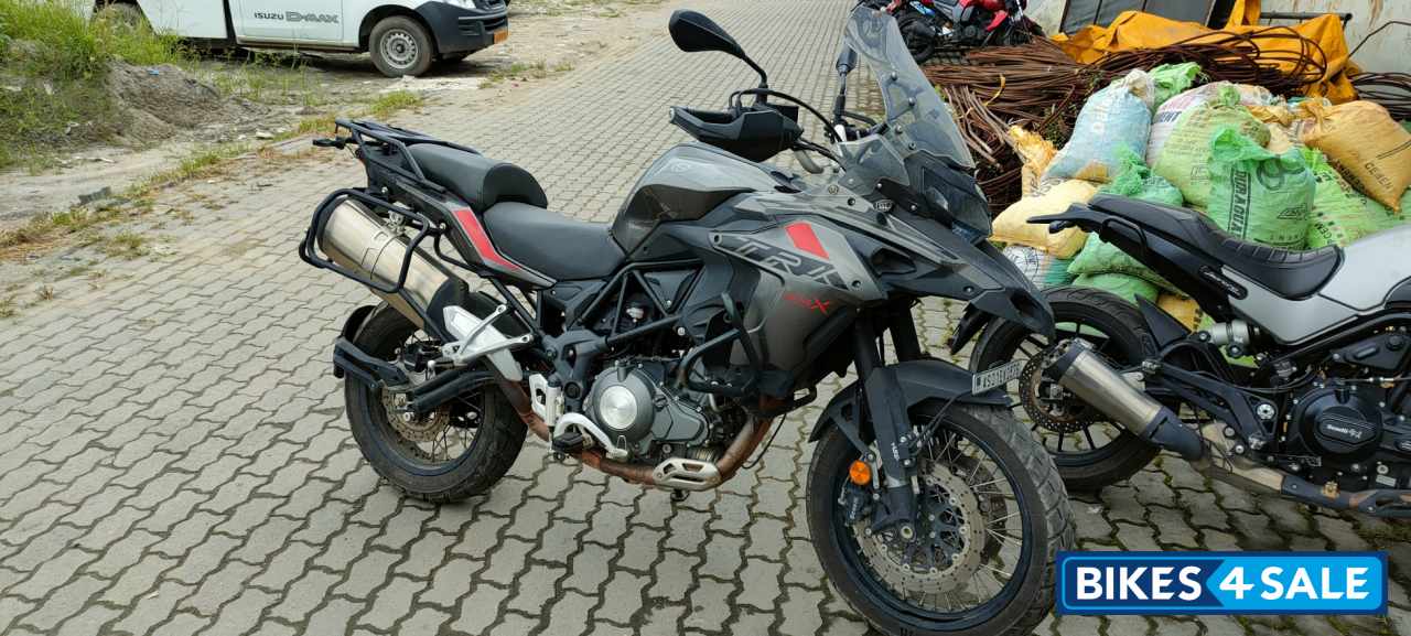 Grey Benelli TRK 502X Grey Benelli TRK 502X