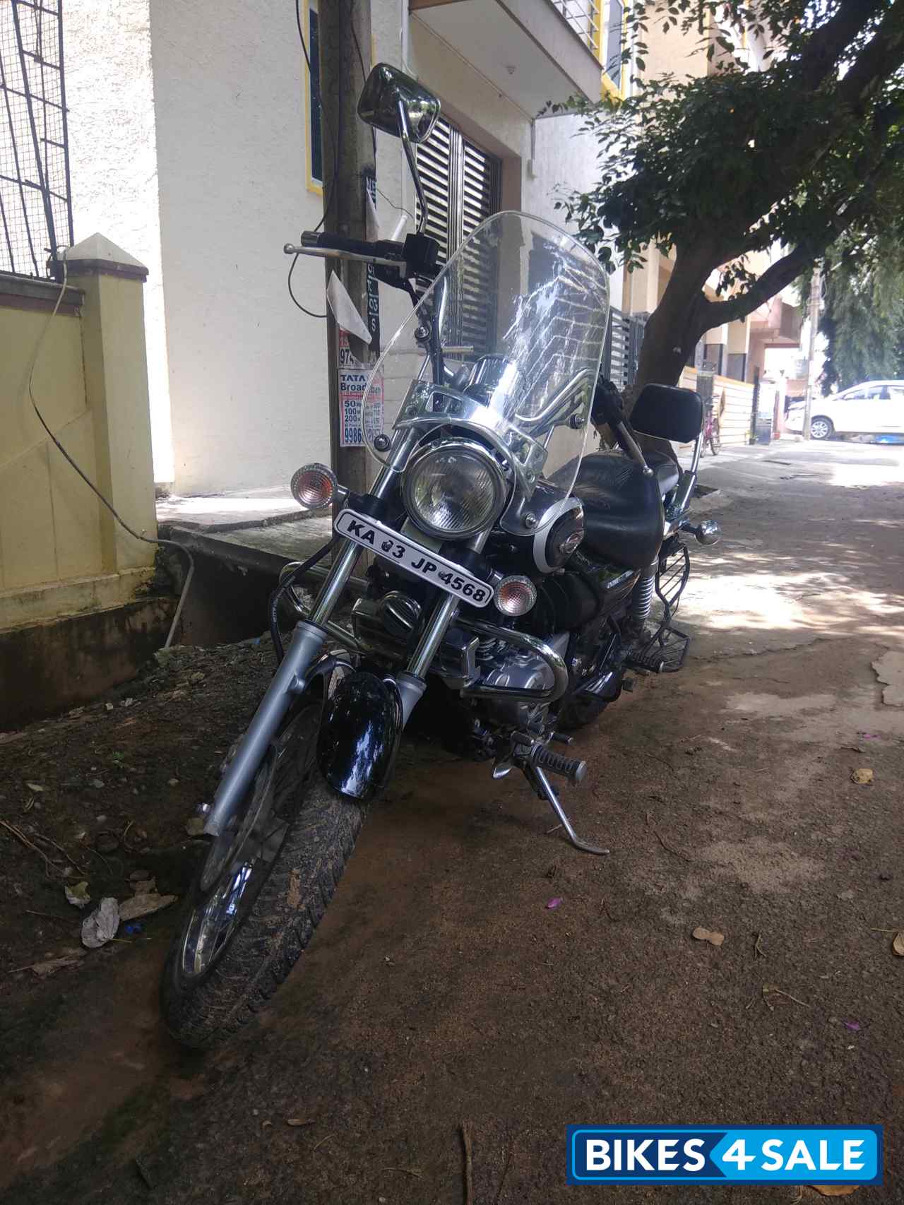 Bajaj Avenger Cruise 220