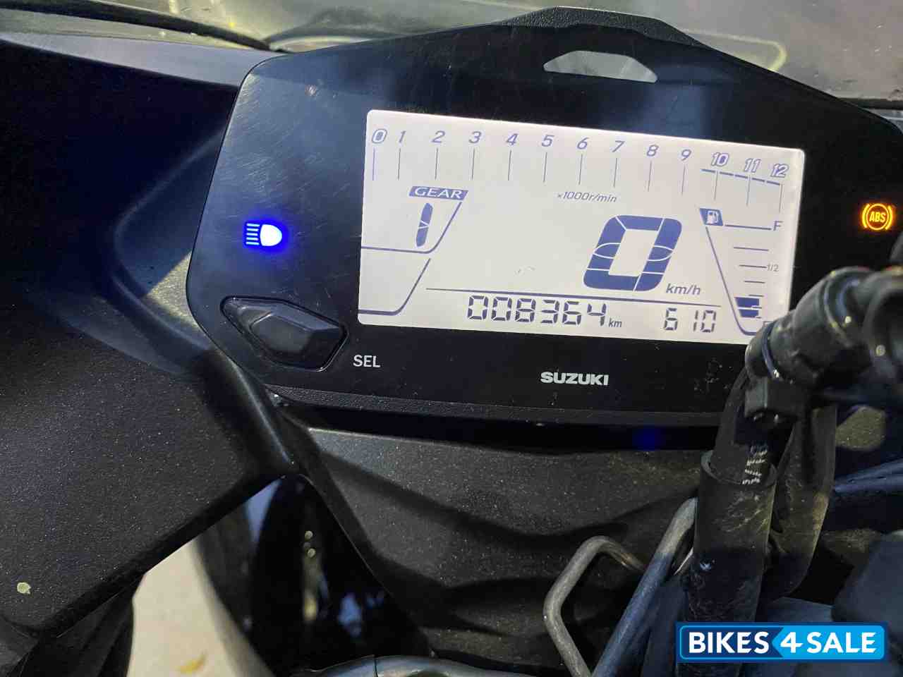 Sparkle Black Suzuki Gixxer SF Fi Sparkle Black Suzuki Gixxer SF Fi