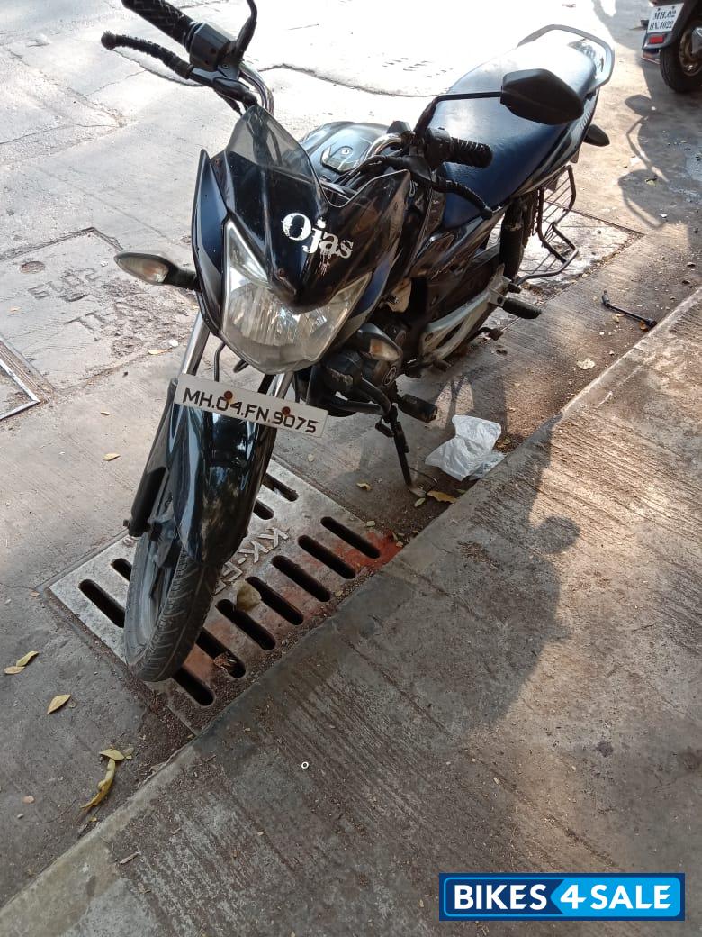 Blue & Black Bajaj Discover 125M Blue & Black Bajaj Discover 125M
