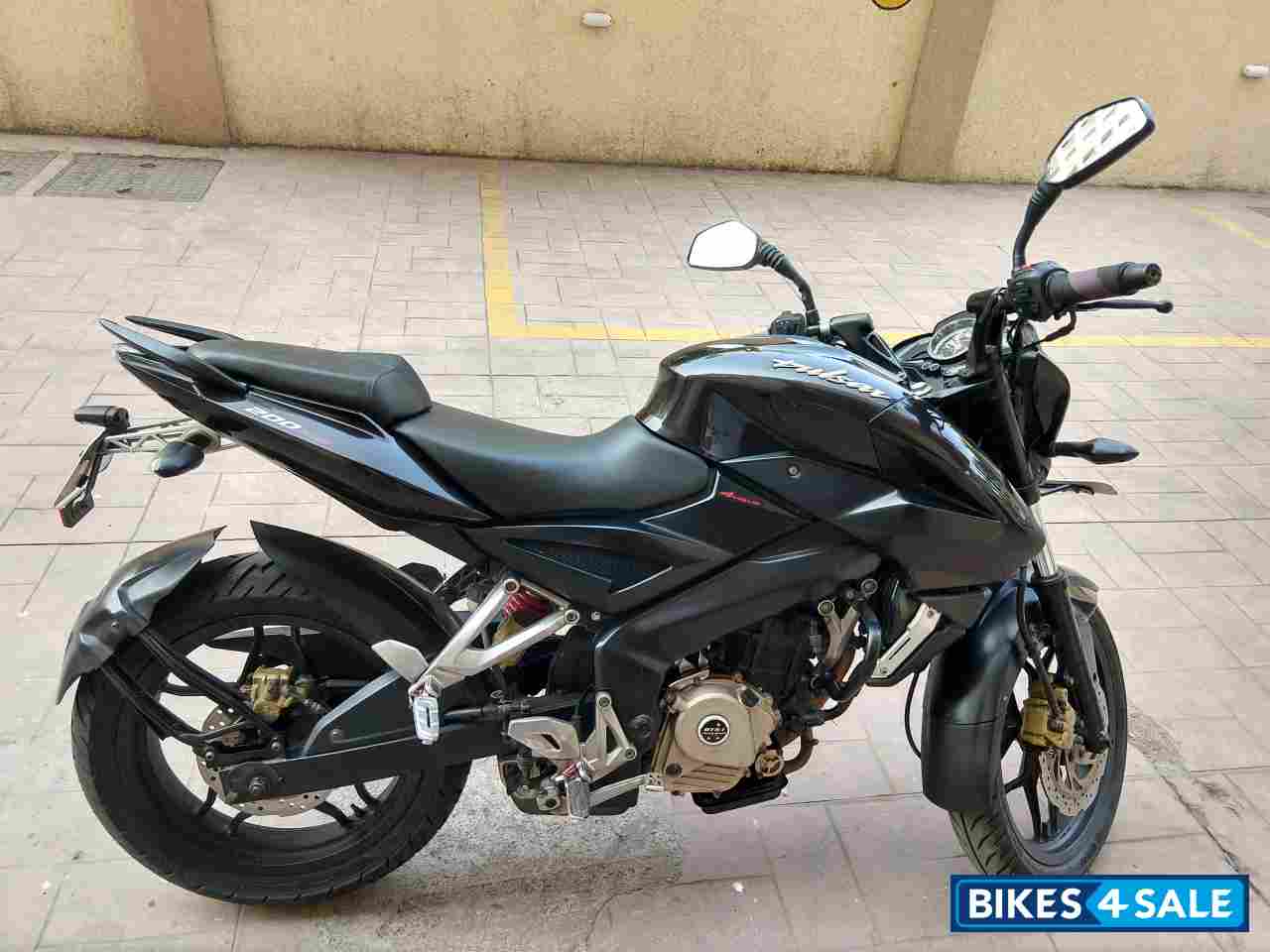 Bajaj Pulsar 200 NS Bajaj Pulsar 200 NS