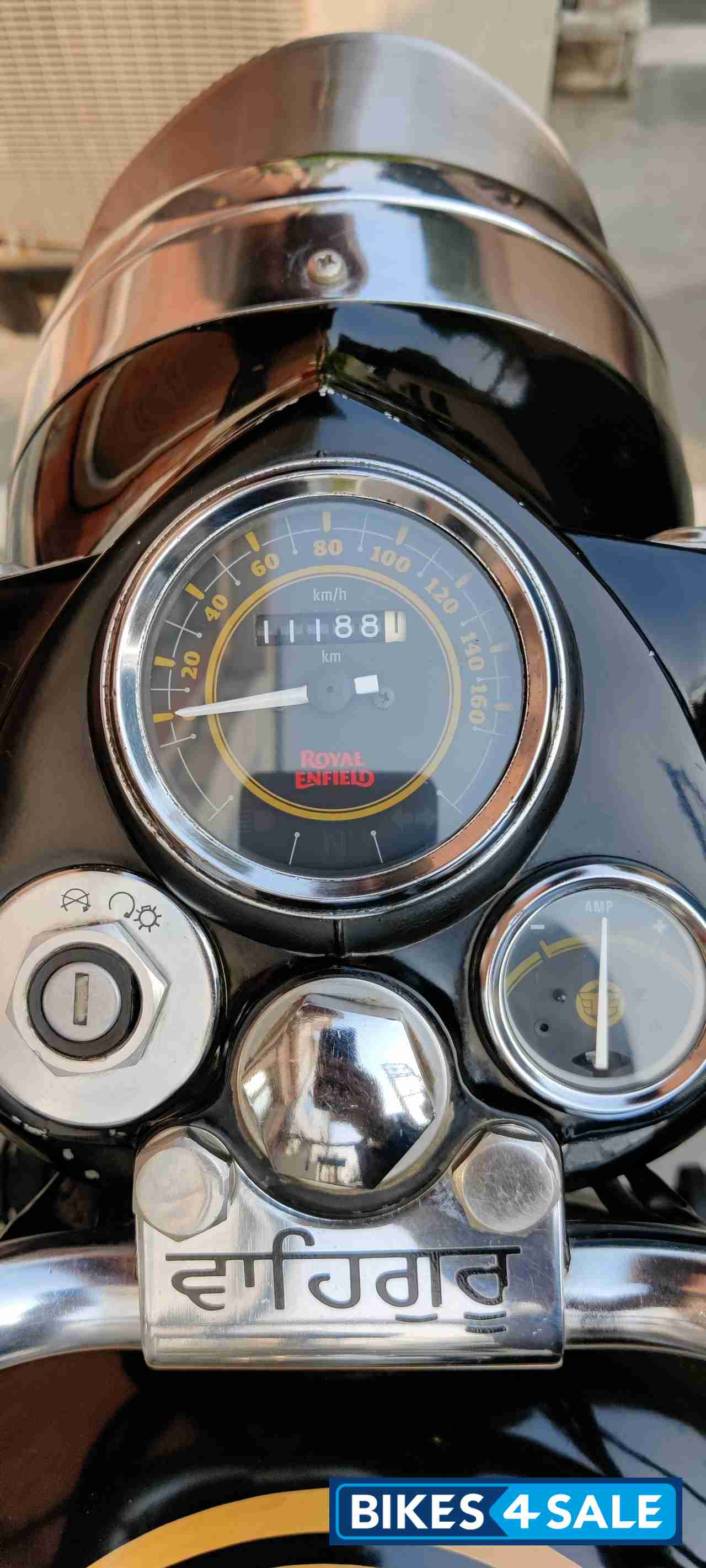 Black Royal Enfield Bullet Standard 350 Black Royal Enfield Bullet Standard 350