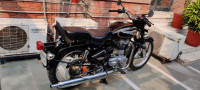 Black Royal Enfield Bullet Standard 350