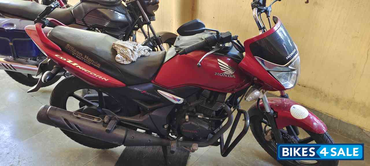 Red Honda Unicorn Red Honda Unicorn