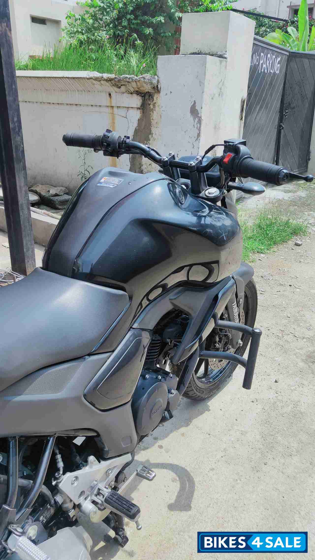 Yamaha FZ-S FI V3 Yamaha FZ-S FI V3