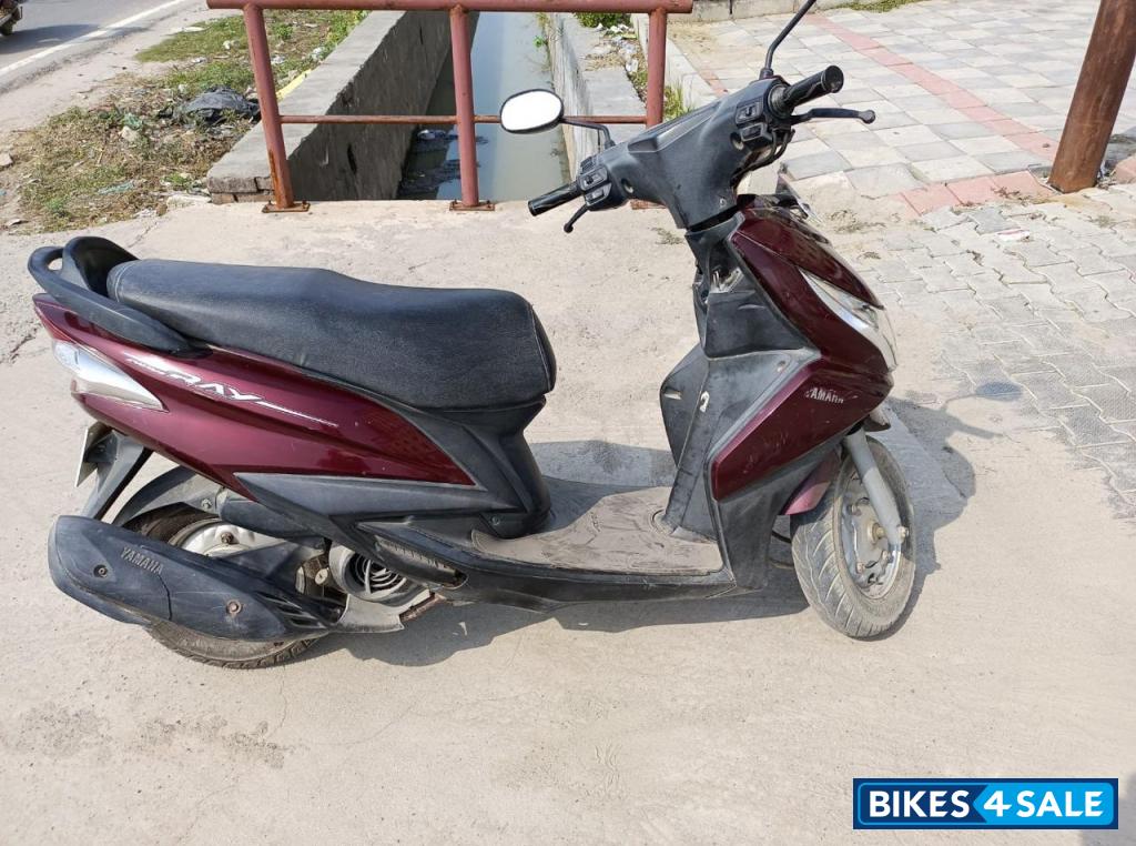 Burgundy Bliss Yamaha Ray Burgundy Bliss Yamaha Ray