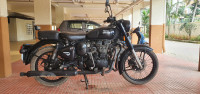 Royal Enfield Classic Stealth Black 2018 Model