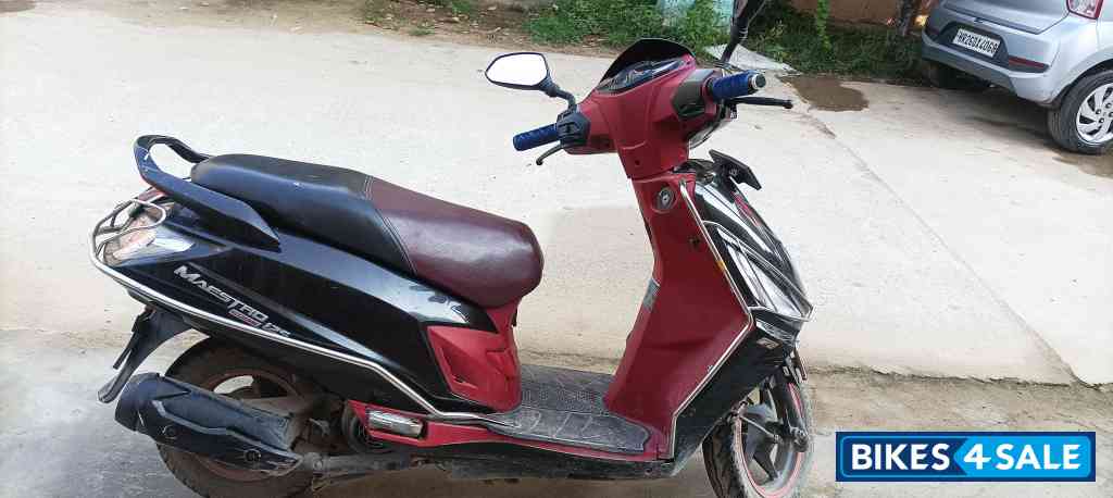 Red, Black Hero Maestro Edge 125 FI