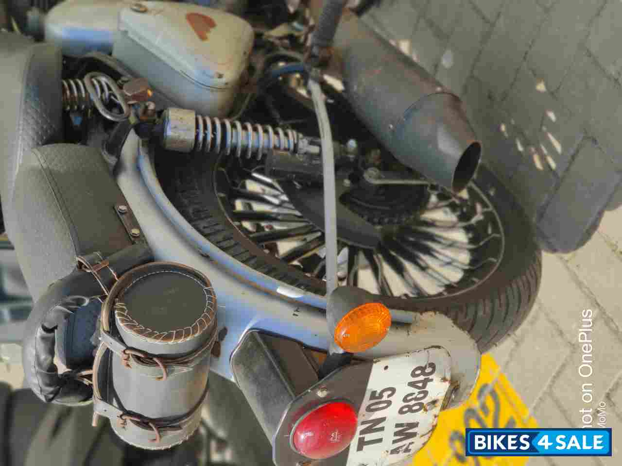 Silver Royal Enfield Classic 350 Silver Royal Enfield Classic 350