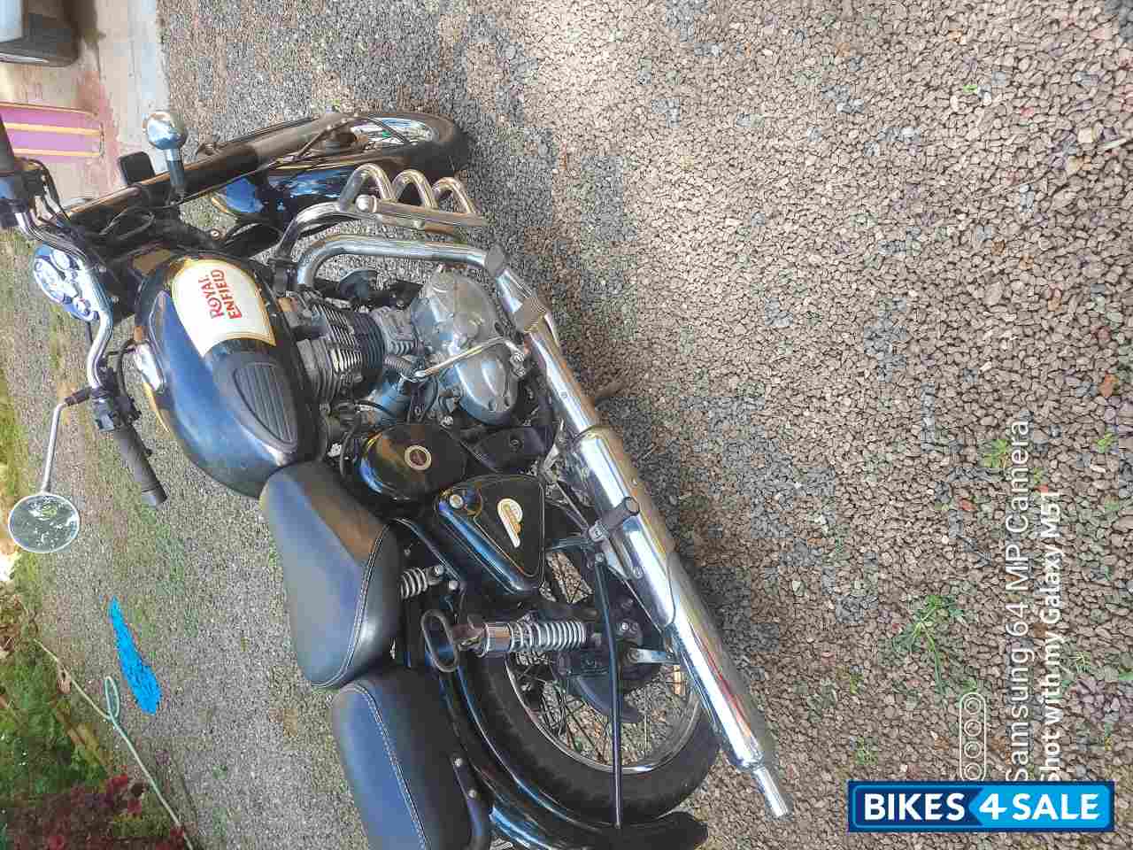 Black Royal Enfield Classic 350 Black Royal Enfield Classic 350