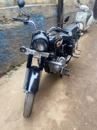 Royal Enfield Bullet Standard 350  Model