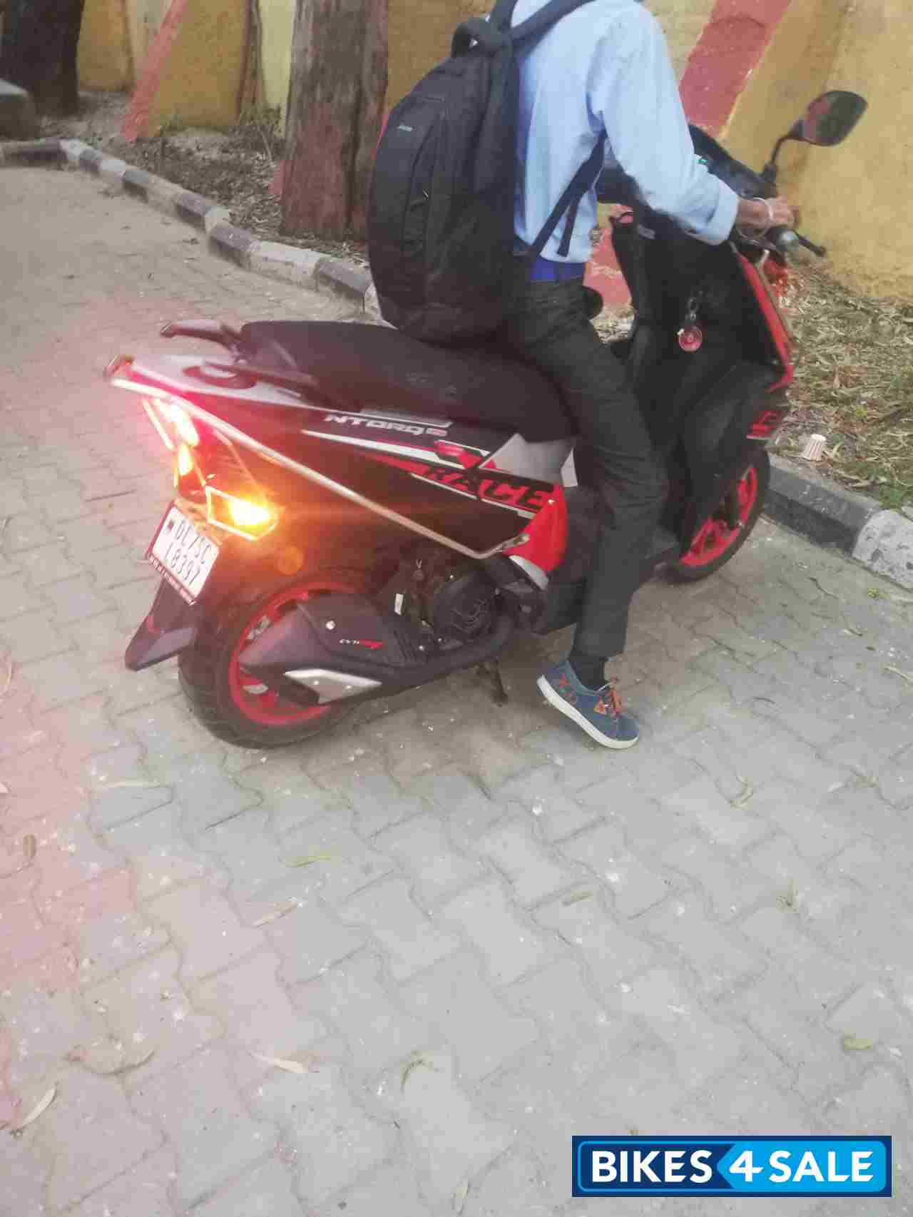 TVS NTORQ 125 Race XP TVS NTORQ 125 Race XP