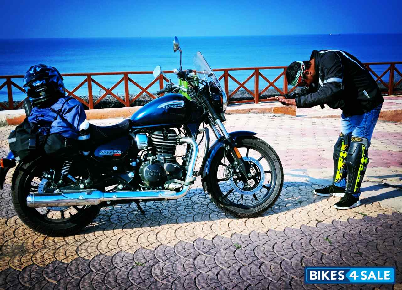 Royal Enfield Meteor 350 Stellar