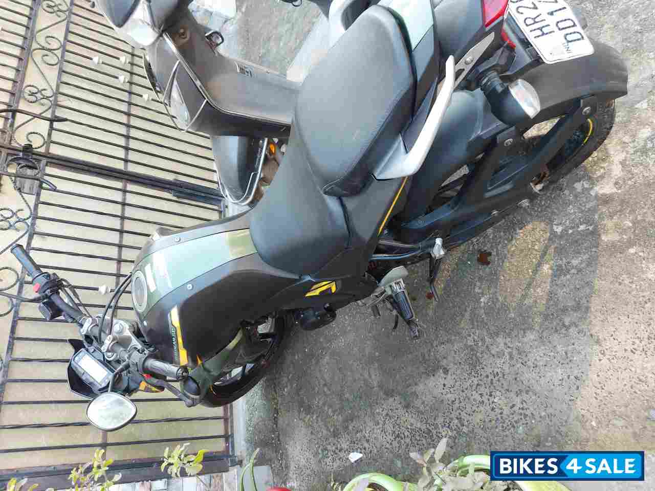 Yamaha FZ-S Yamaha FZ-S