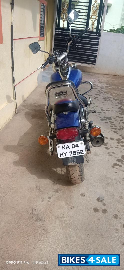 Bajaj Avenger 220 DTS-i