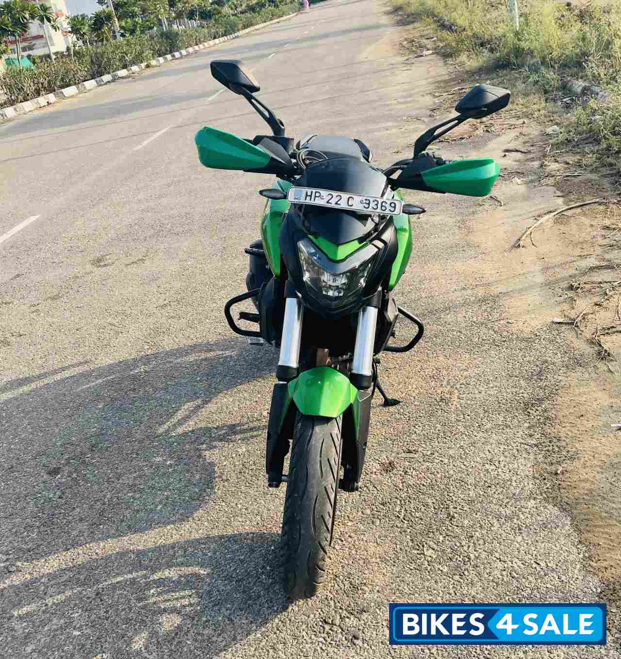 Green Bajaj 2021 Dominar 400