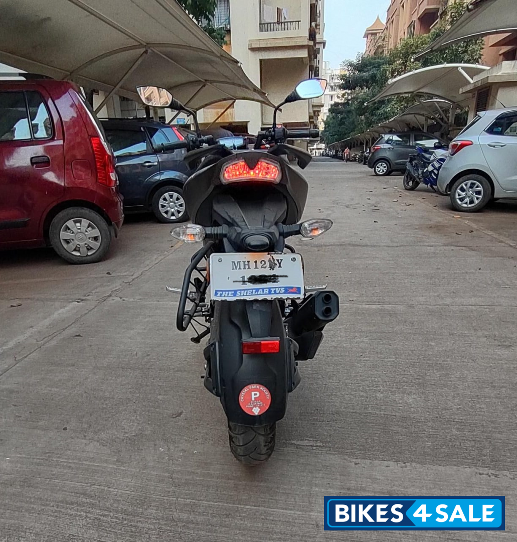 TVS Apache RTR 200 4V TVS Apache RTR 200 4V