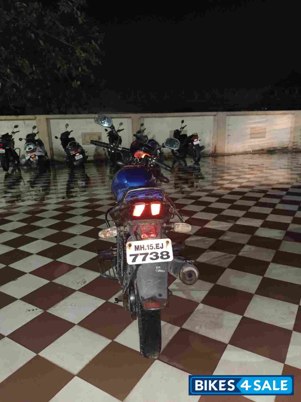 Blue Bajaj Pulsar 150 DTSi Blue Bajaj Pulsar 150 DTSi