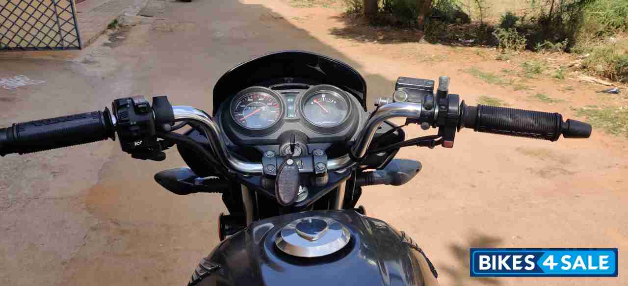 Grey Honda CB Shine Grey Honda CB Shine