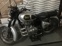 Royal Enfield Classic 350 2017 Model