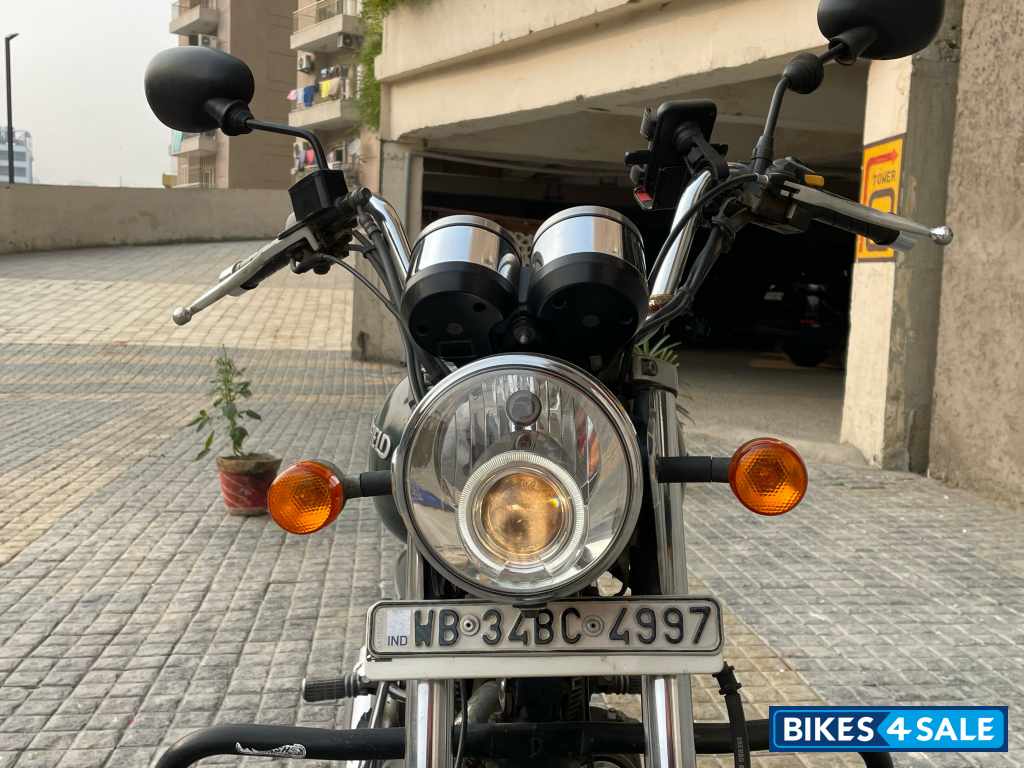 Asphalt Royal Enfield Thunderbird 350 Asphalt Royal Enfield Thunderbird 350