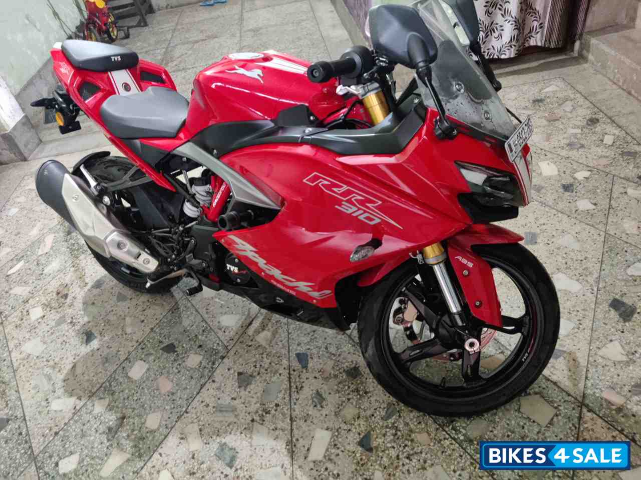 TVS Apache RR 310 TVS Apache RR 310