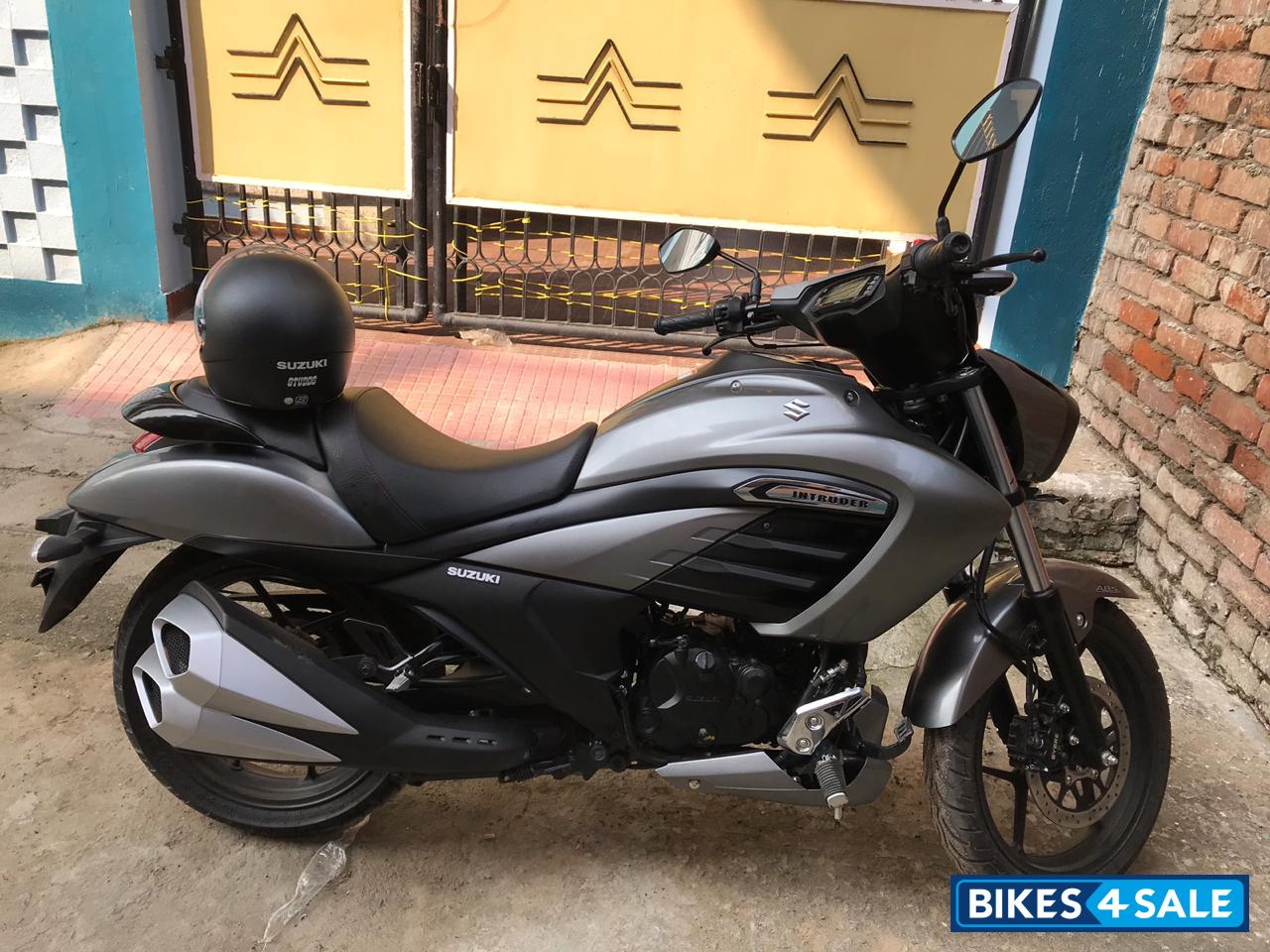 Suzuki Intruder 150 Suzuki Intruder 150