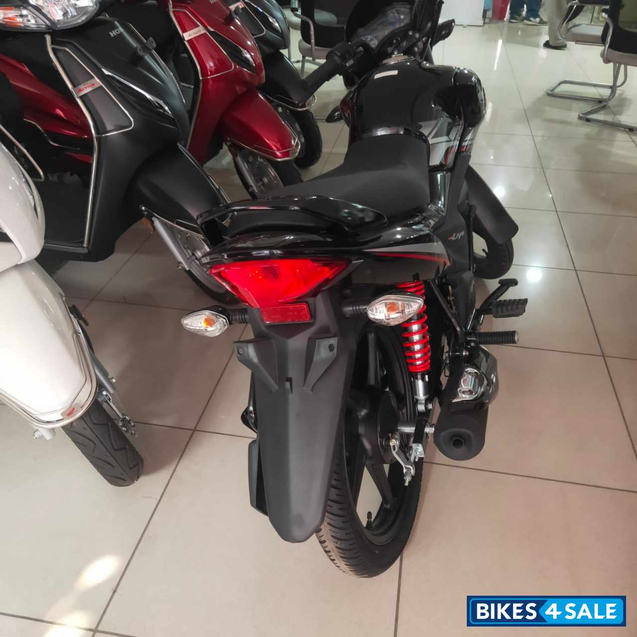 Black Honda Livo BS6 Black Honda Livo BS6