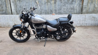 Silver Royal Enfield Meteor 350 Supernova