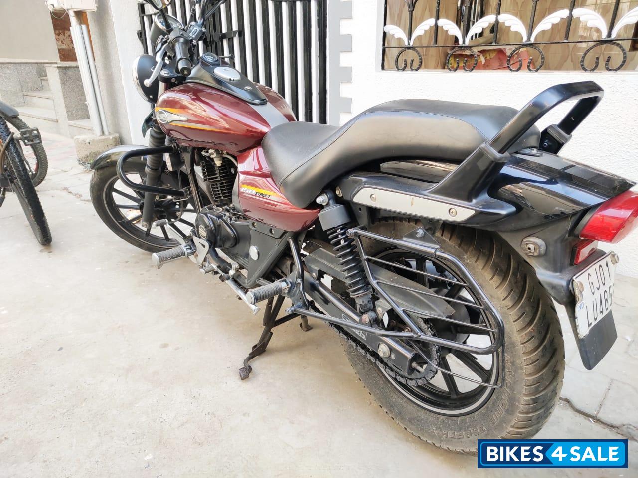 Bajaj Avenger Street 150