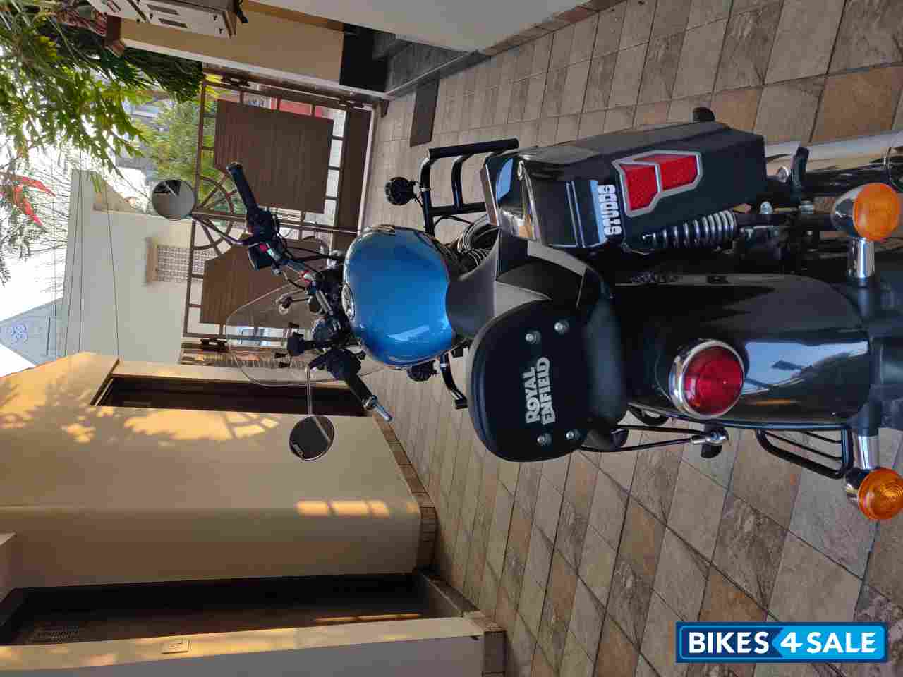 Blue Royal Enfield Meteor 350 Supernova