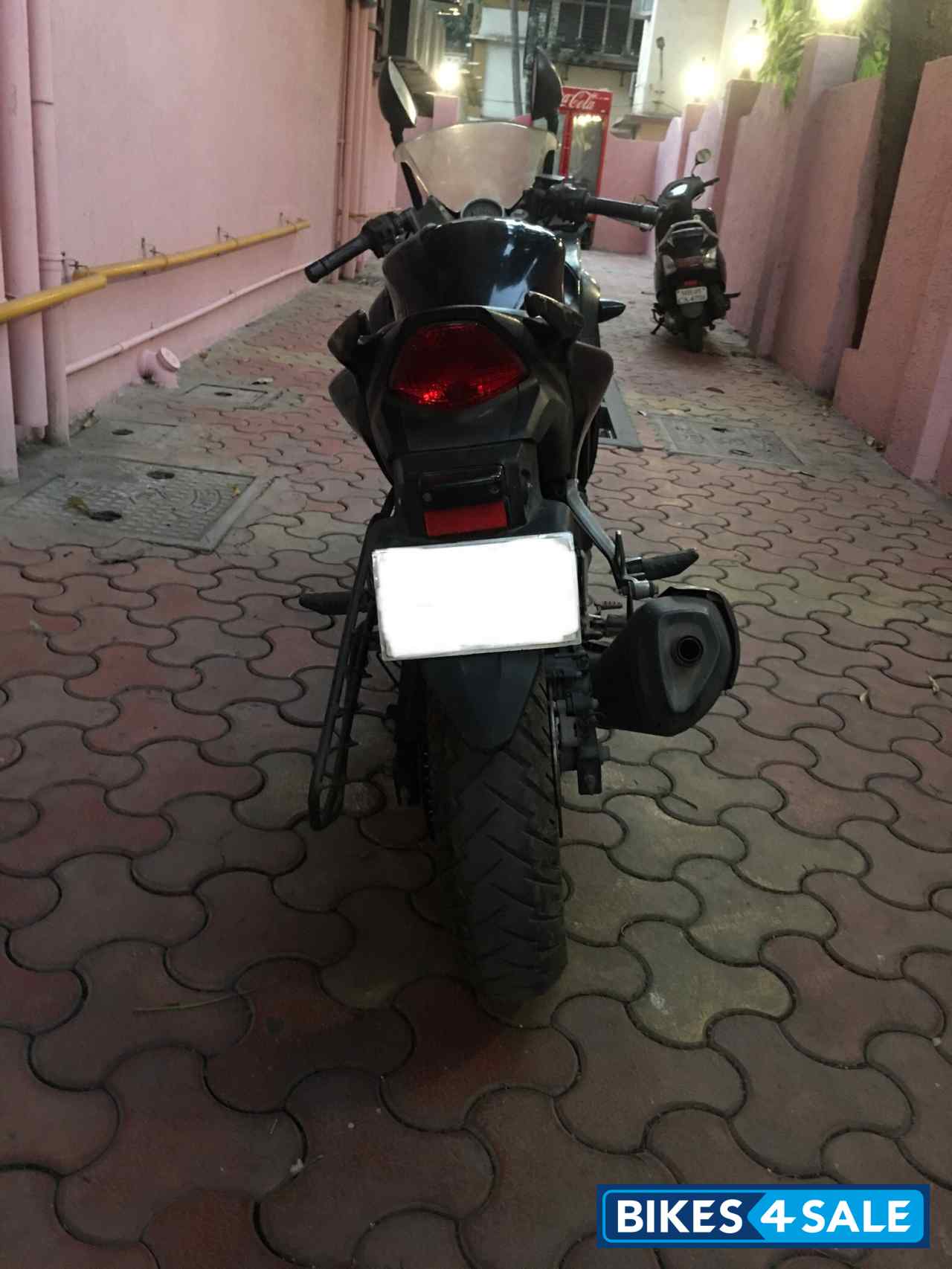 Black Honda CBR 250R ABS Black Honda CBR 250R ABS