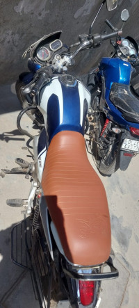 Bajaj V15 2017 Model