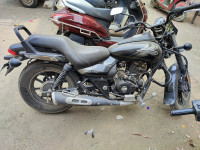 Bajaj Avenger Street 160