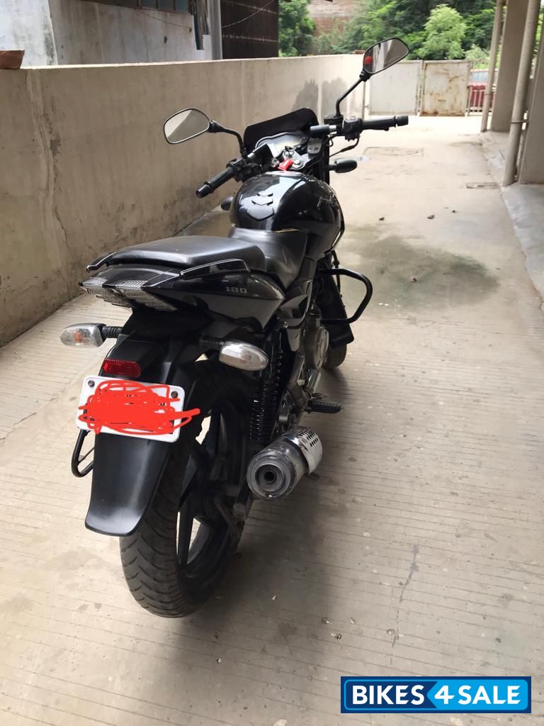 Bajaj Pulsar 180 DTSi Bajaj Pulsar 180 DTSi