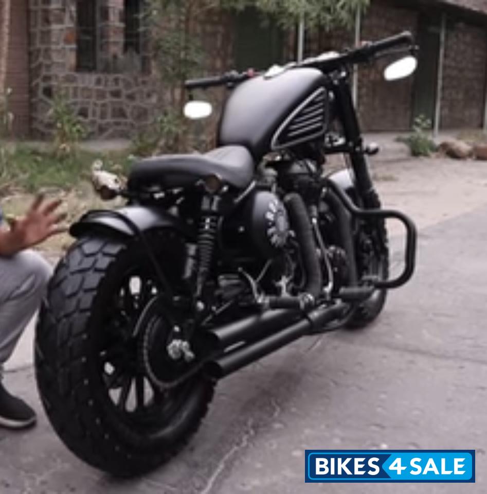 Royal Enfield Classic 350 Redditch Blue Royal Enfield Classic 350 Redditch Blue