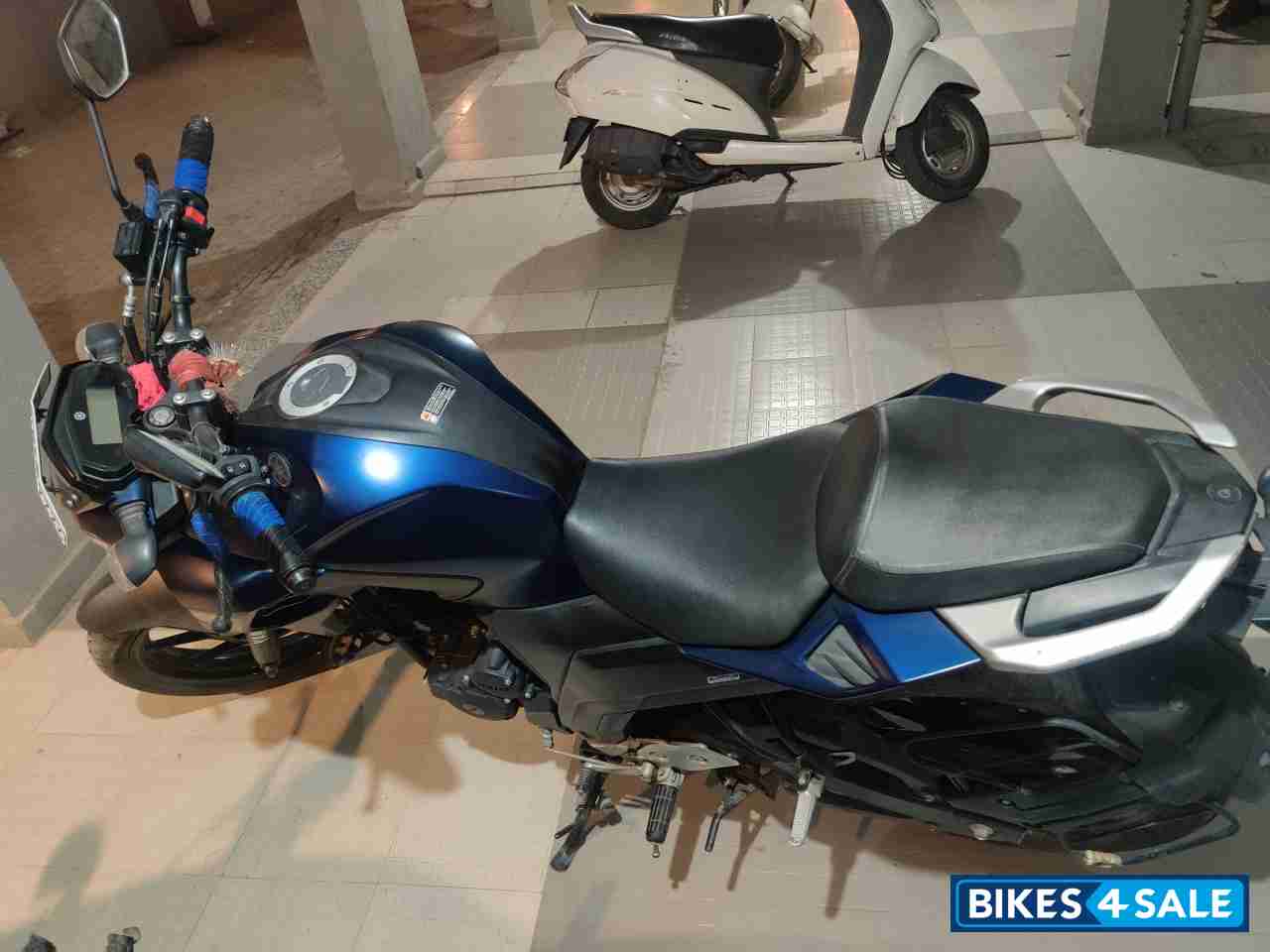 Yamaha FZS 25 Yamaha FZS 25