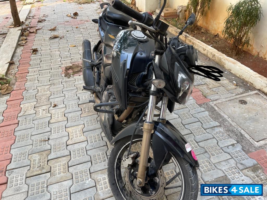 TVS Apache RTR 200 Fi 4V TVS Apache RTR 200 Fi 4V