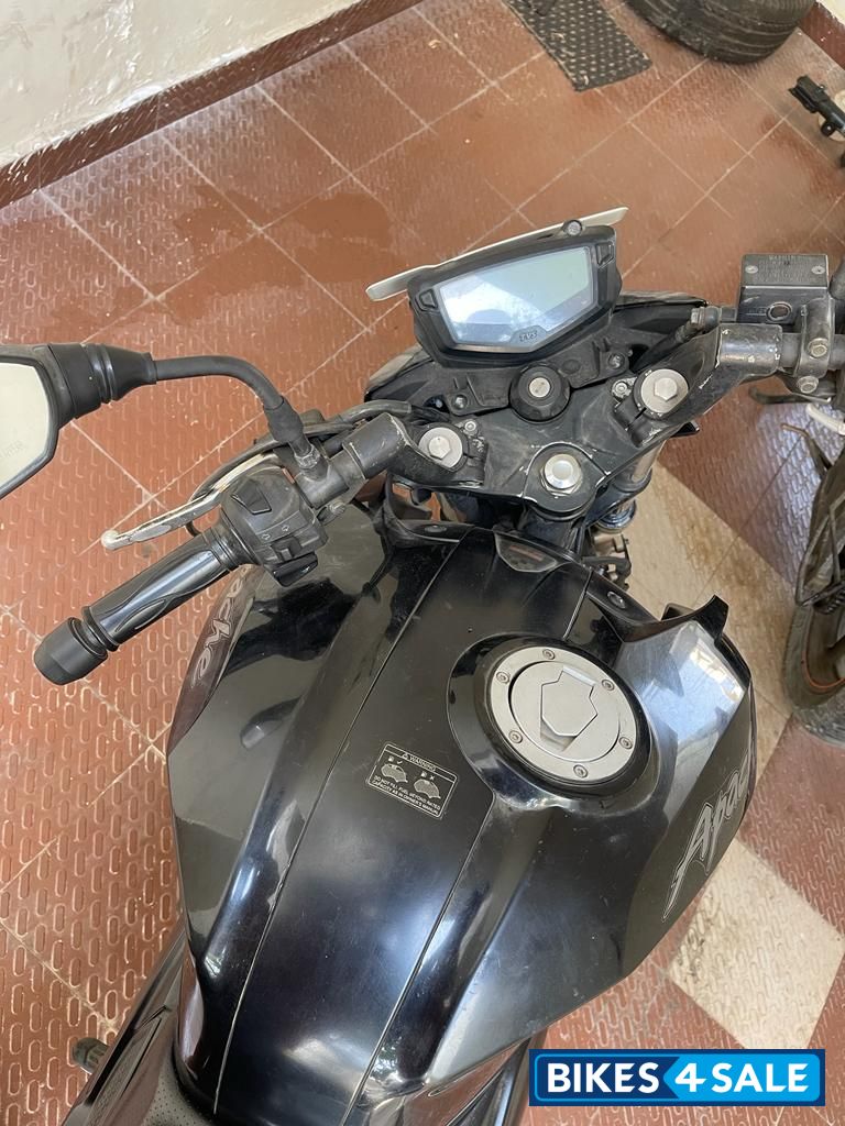 TVS Apache RTR 200 Fi 4V TVS Apache RTR 200 Fi 4V