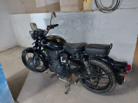 Pure Black Royal Enfield Classic 350 BS VI