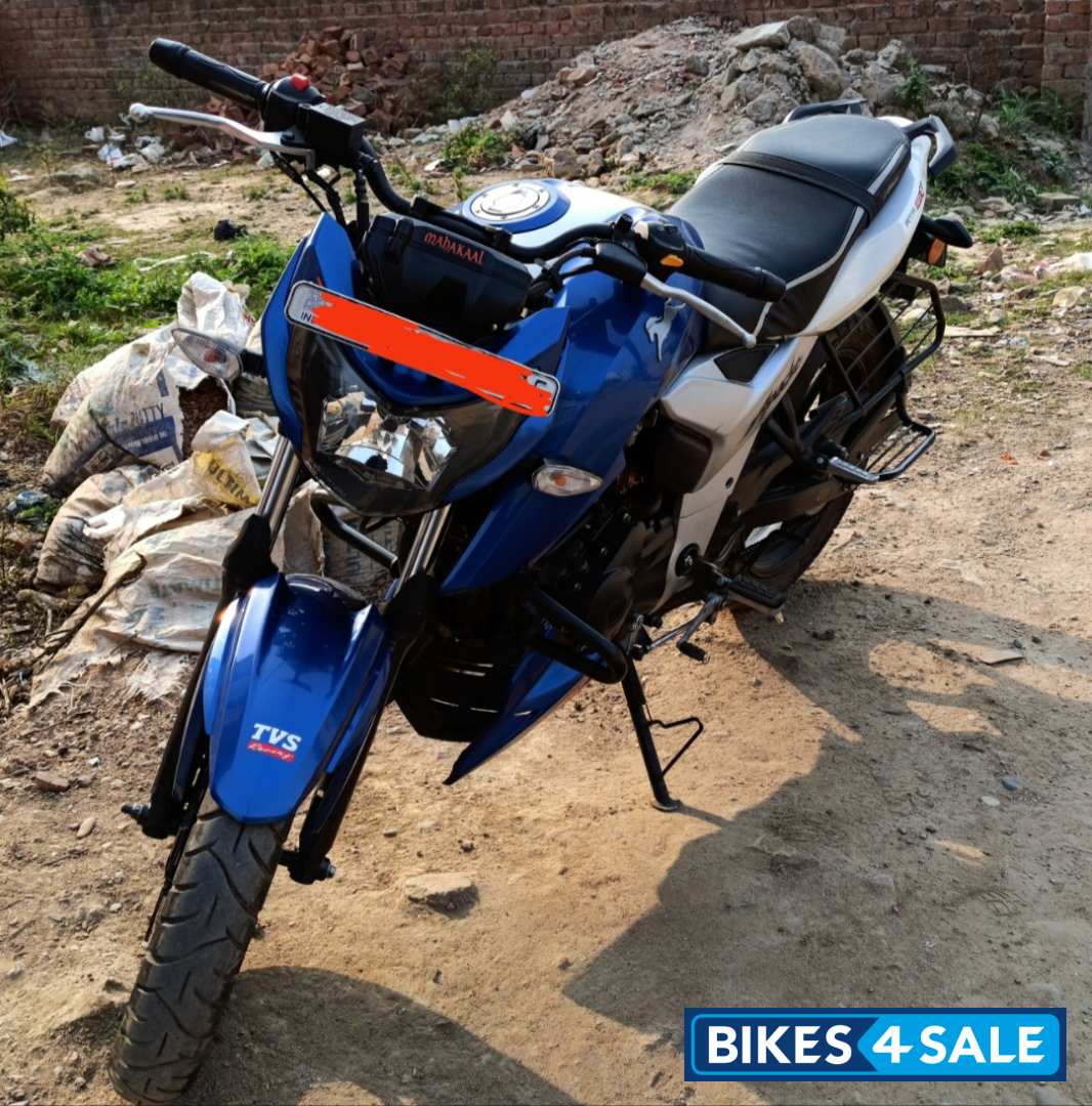 Met Blue TVS Apache RTR 160 4V Met Blue TVS Apache RTR 160 4V