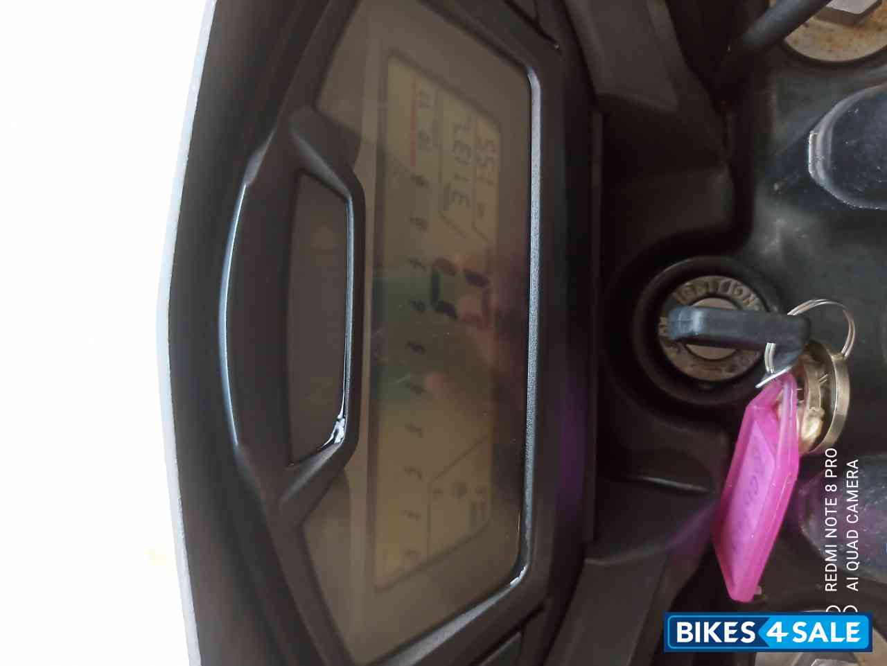 Black Honda CB Hornet 160R Black Honda CB Hornet 160R