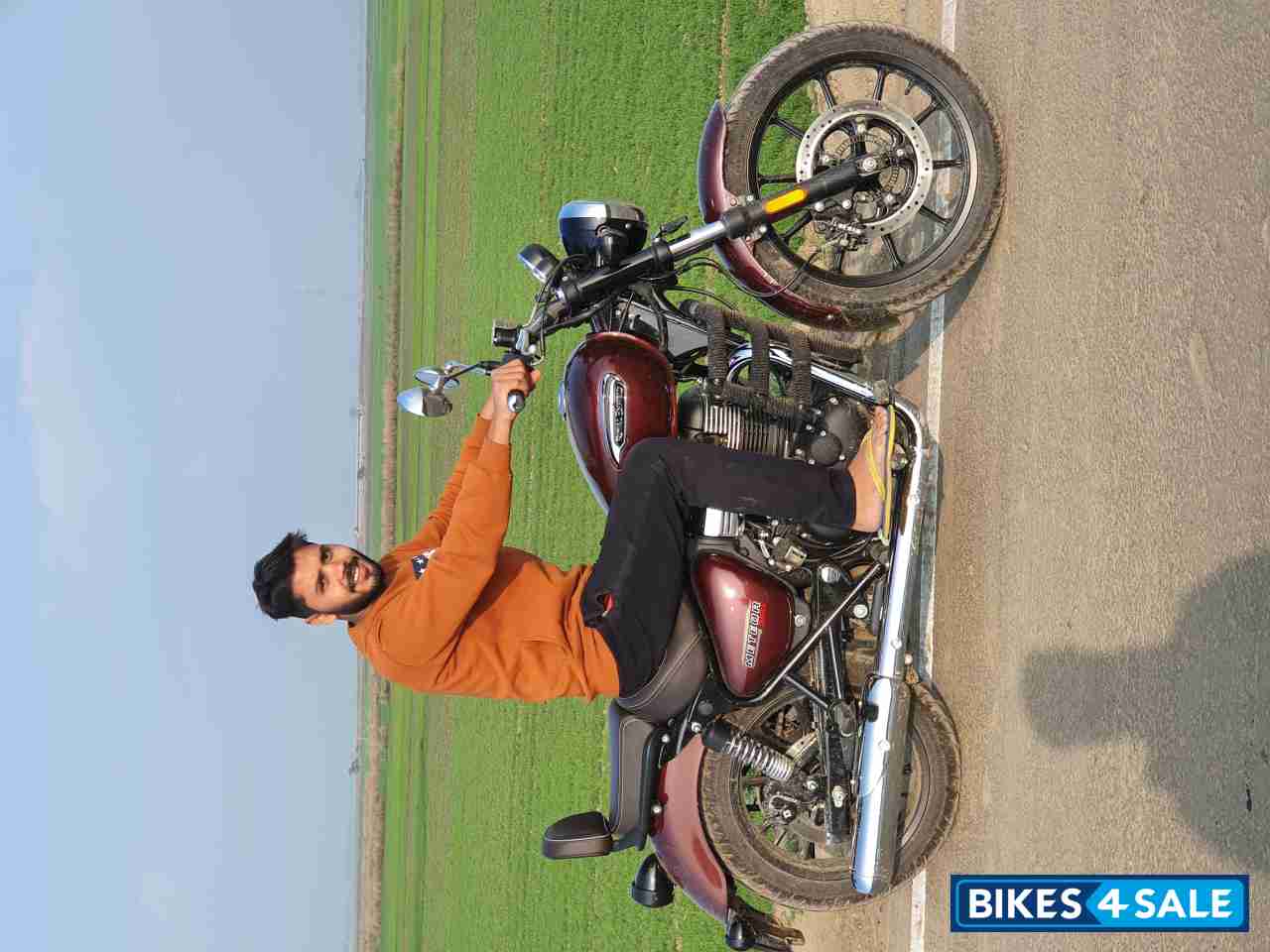 Stellar Red Royal Enfield Meteor 350 Stellar Stellar Red Royal Enfield Meteor 350 Stellar