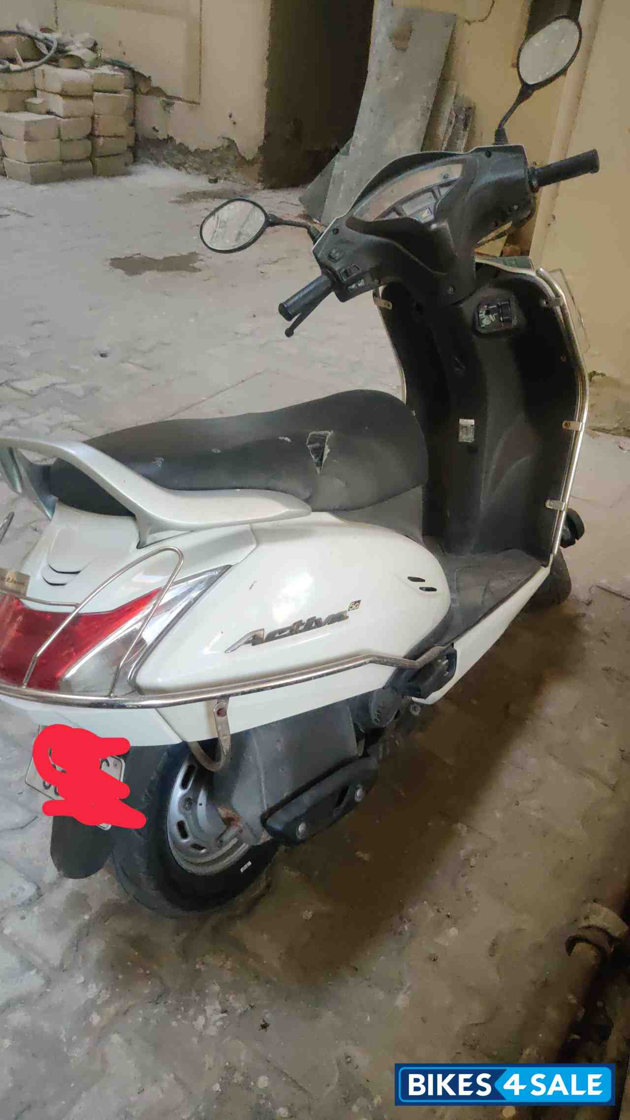 White Honda Activa 5G White Honda Activa 5G